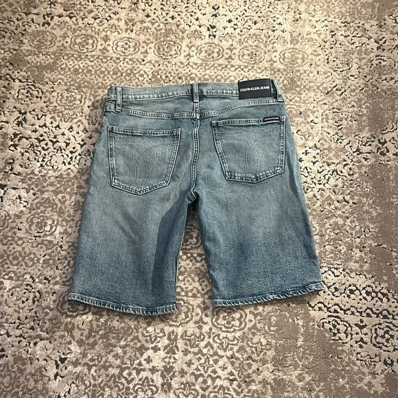 Calvin Klein short jeans - Picture 2 of 2